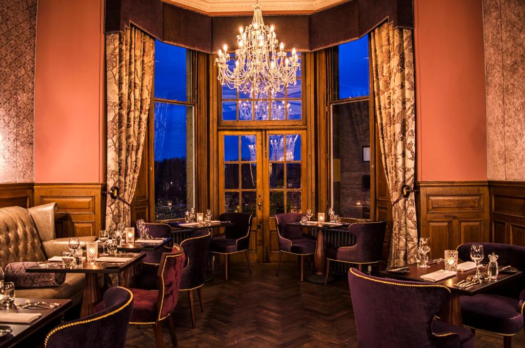 The Bonham - Resim 40