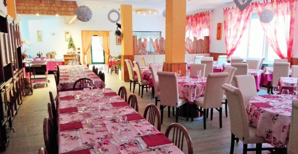 Restaurace v ubytování Albergo Neni