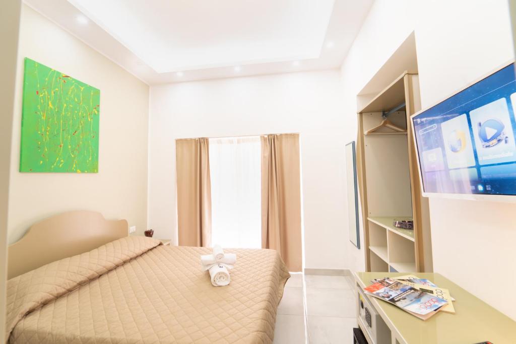 Royal Art H Duomo - Napoli Centro, by ClaPa Group - Standard Double Room