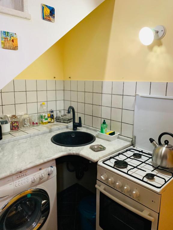 Kuchyňa alebo kuchynka v ubytovaní Amartìa Apartments