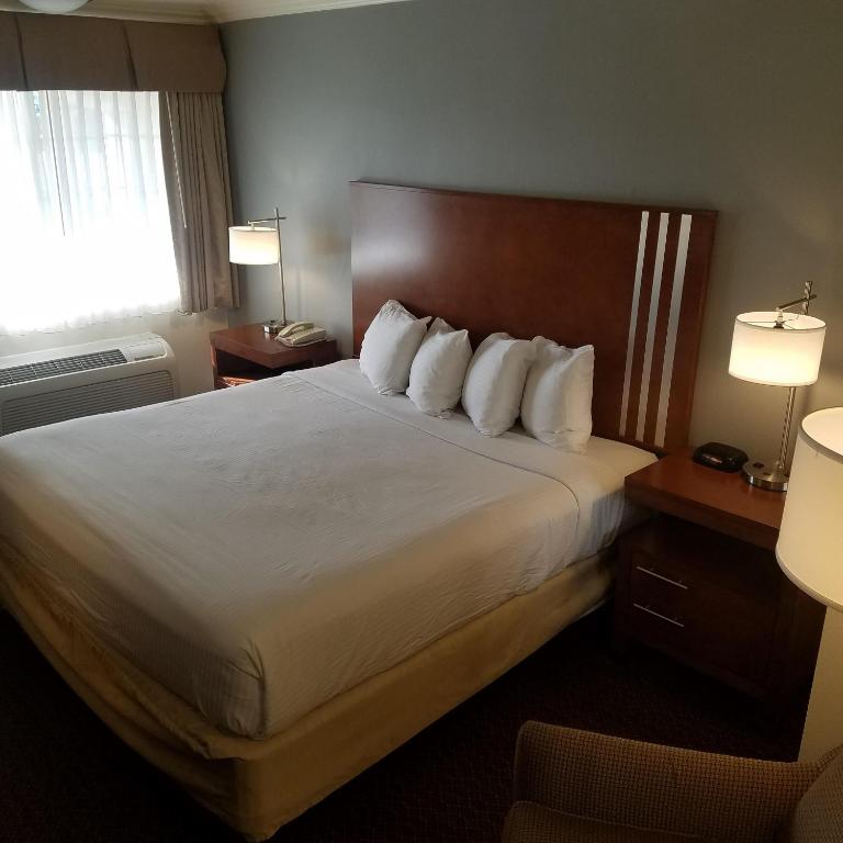 SureStay Hotel by Best Western Hollister photo