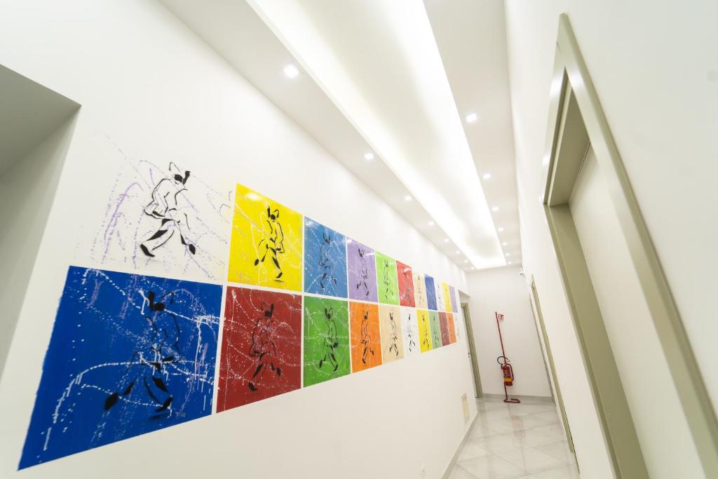 Zdjęcie z galerii obiektu Royal Art H Duomo - Napoli Centro, by ClaPa Group w mieście Neapol