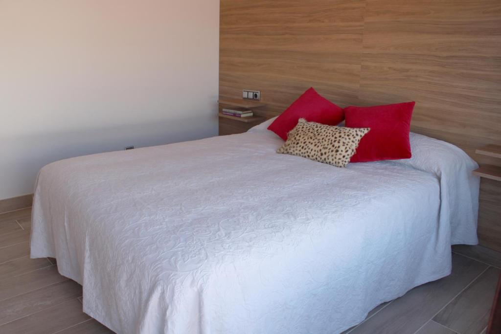 Cama o camas de una habitación en Apartamentos Reyes Catolicos 14
