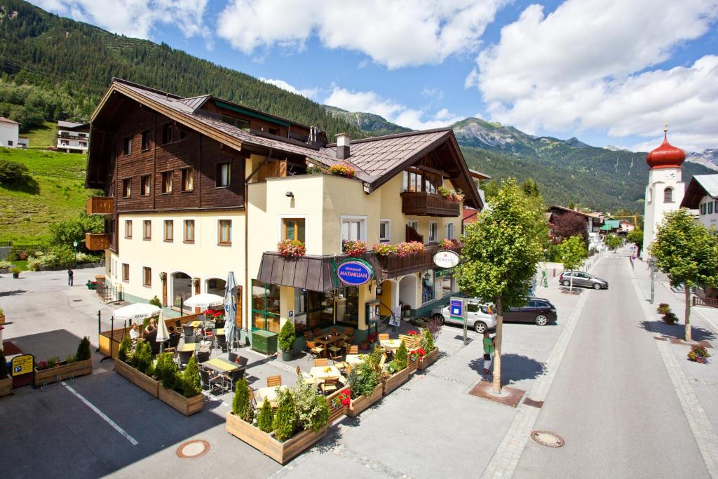 an overhead view of a building in a town at Hotel Montfort in Sankt Anton am Arlberg