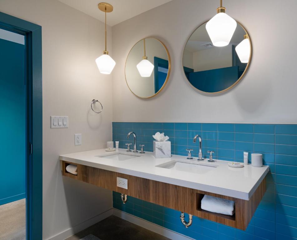Bagno di The Ruby Hotel