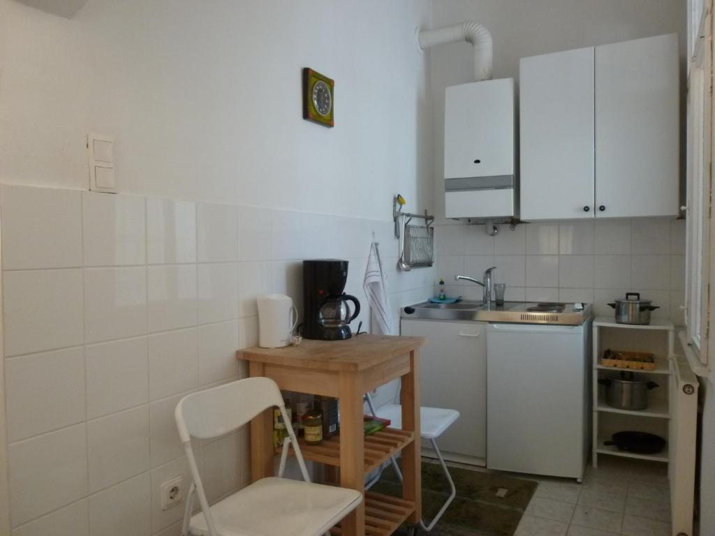 Kuchyňa alebo kuchynka v ubytovaní Haus Max