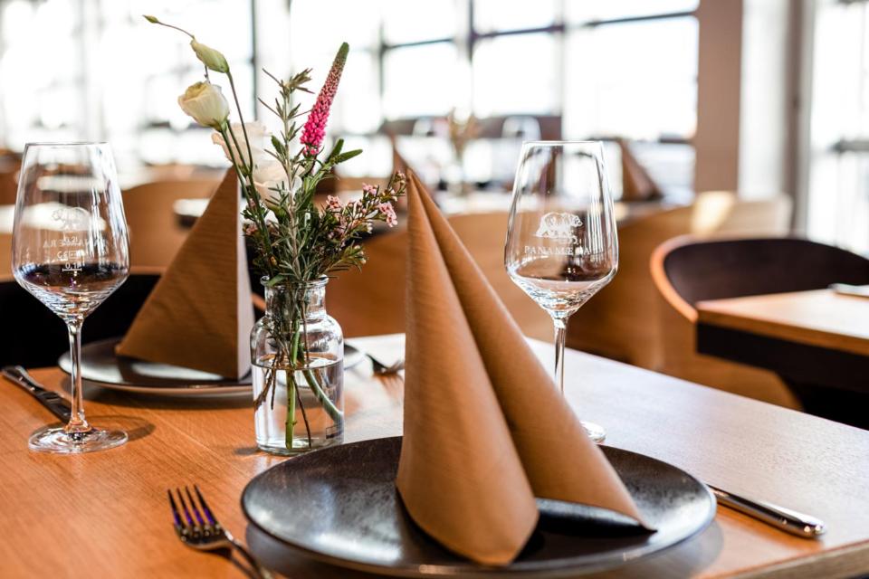 GINN Hotel Hamburg Elbspeicher - Resim 42