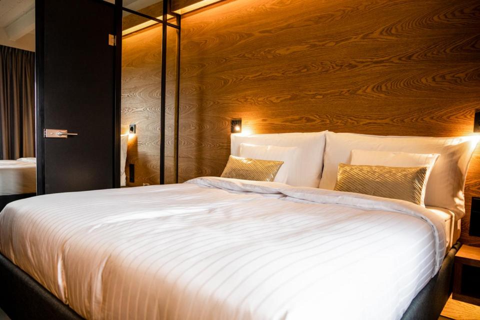 GINN Hotel Hamburg Elbspeicher - Resim 24