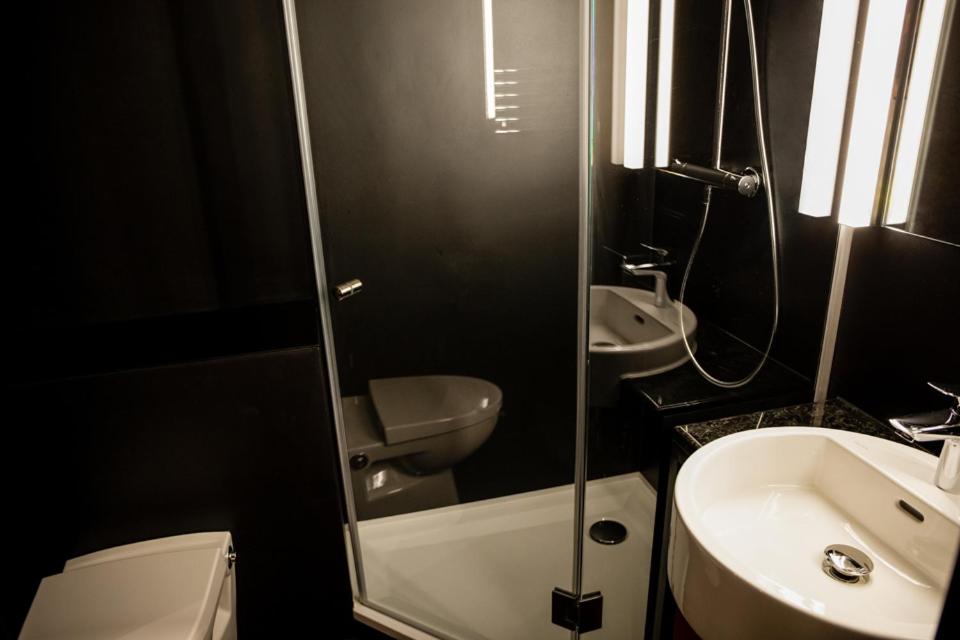 Koupelna v ubytování GINN Hotel Hamburg Elbspeicher