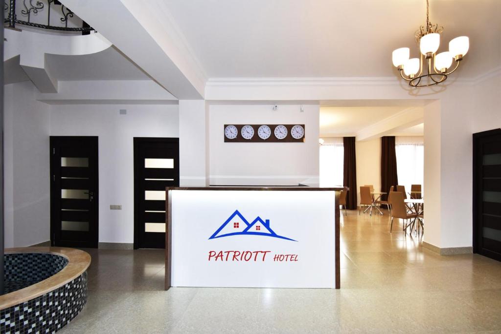 Certifikát, hodnocení, plakát nebo jiný dokument vystavený v ubytování Patriott Hotel