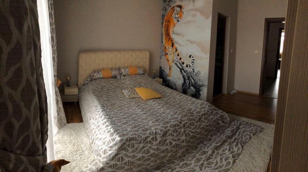 Postel nebo postele na pokoji v ubytování Guest House Arima