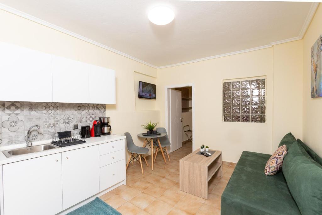 Seven Heaven Premium Suites - 6