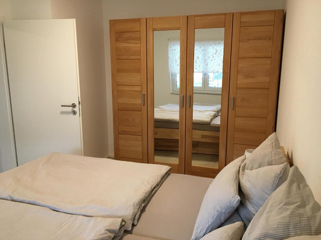 Llit o llits en una habitació de Ferienwohnung Gluiber