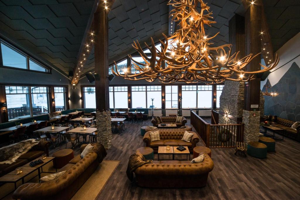 Гостиная зона в Mountain Lodge