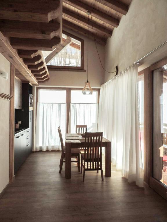 Posedenie v ubytovaní Tilio Chalet