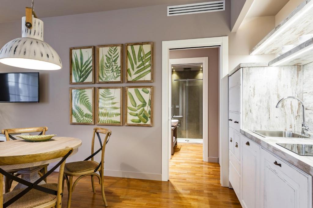 Ferrini Home - Etnea Collection - Apartment With Balcony