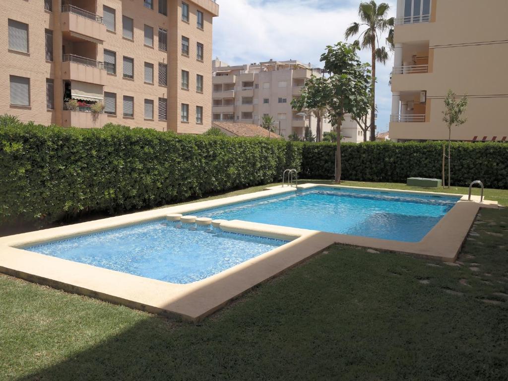 The swimming pool at or close to Precioso atico cerca de denia. wifi gratis.