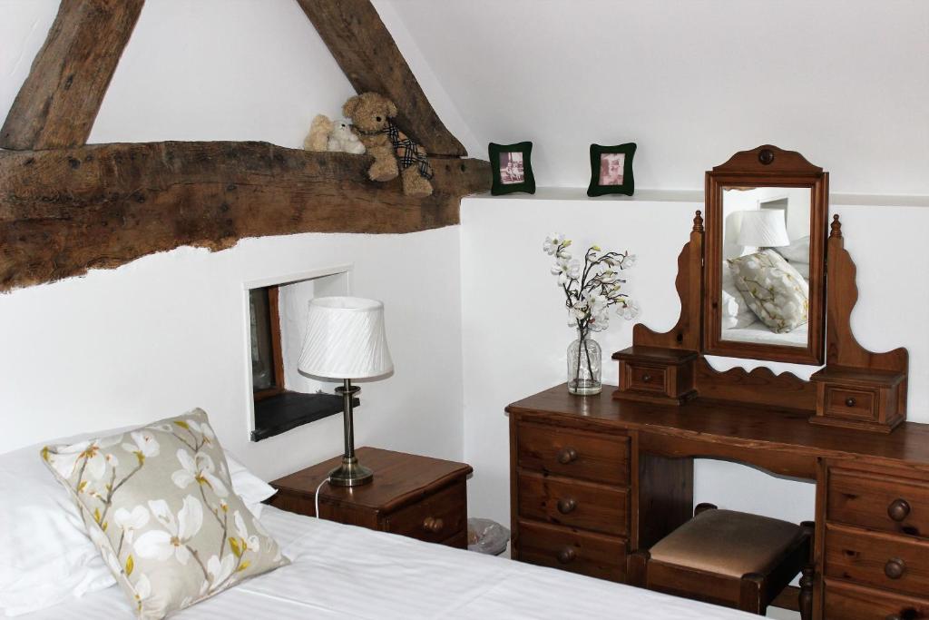 Dee Valley Cottages - One-Bedroom Cottage