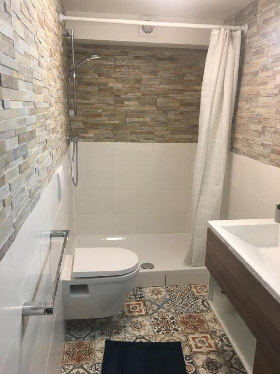 Bagno di Garden Room and Economy Room