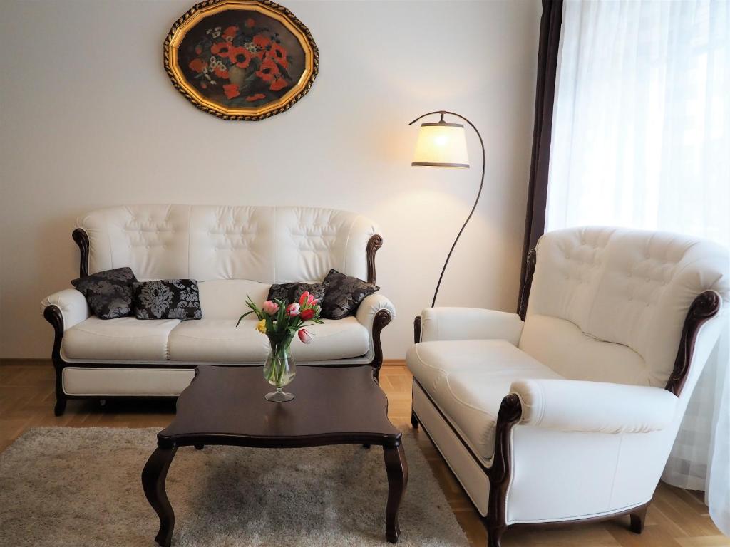 Posedenie v ubytovaní Apartament 3 pokoje, parking, balkon - Gdańsk Centrum