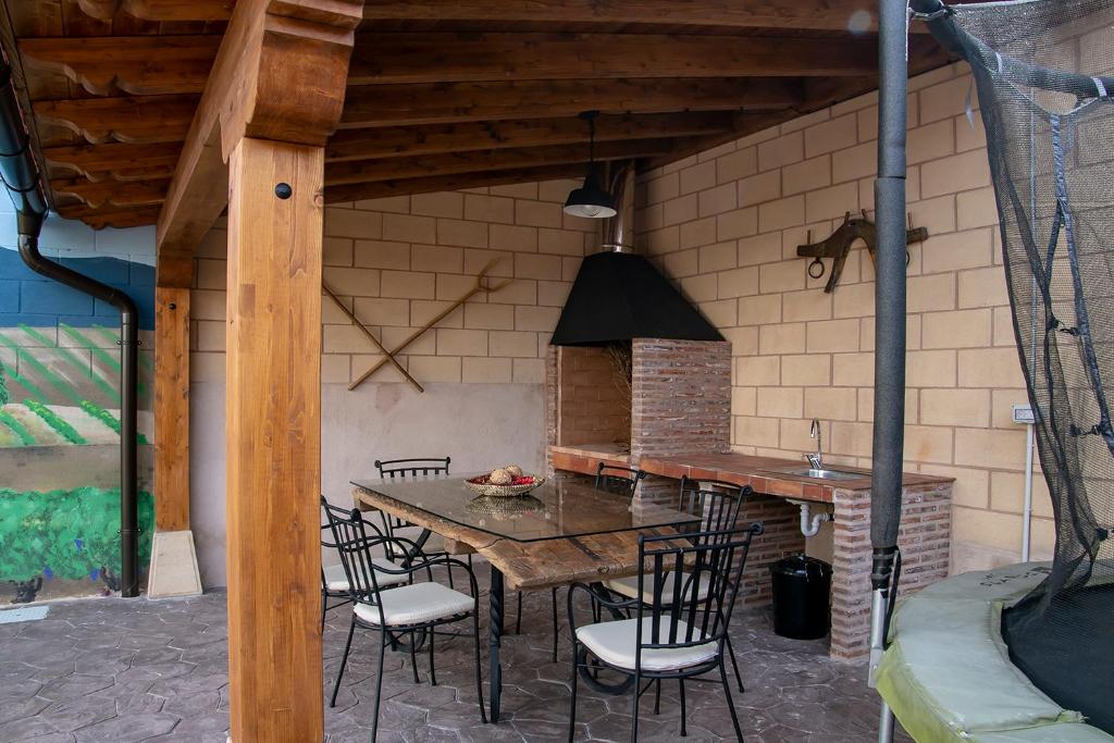 Patio alebo iná vonkajšia časť ubytovania Alojamiento Turistico La Casa del tio Cesar