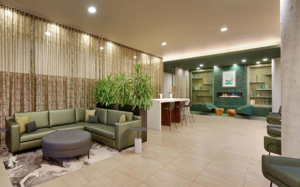 Hyatt House Portland / Downtown photo