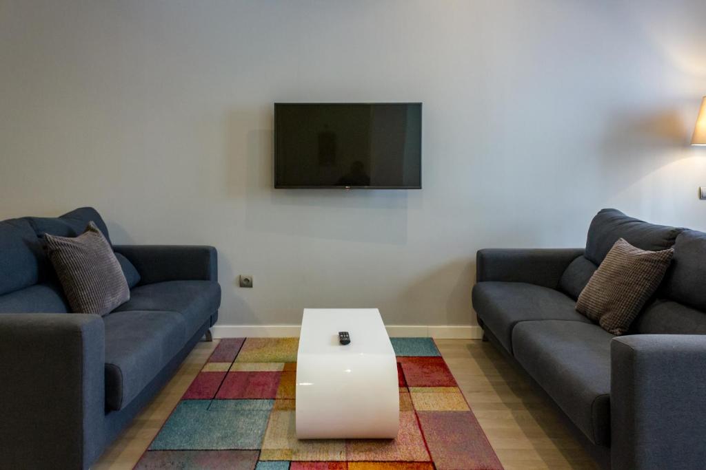 Arenal Suites Puerta del Sol - 5