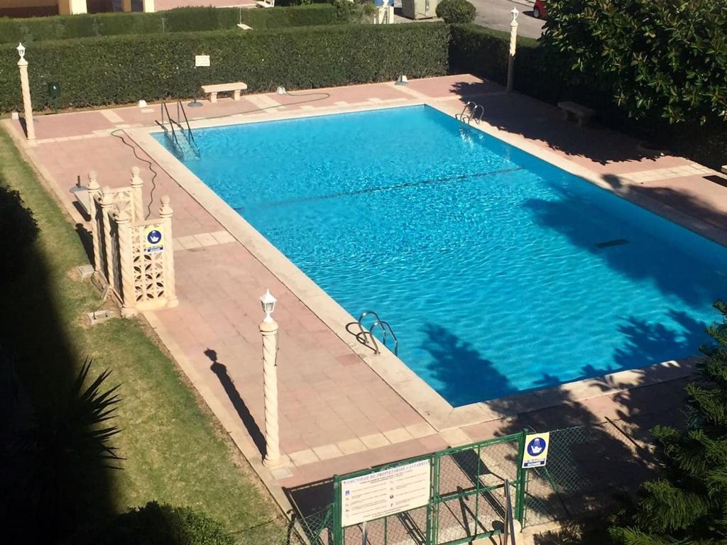Apartamento en playa Gandia con piscina y parking - 两居室公寓
