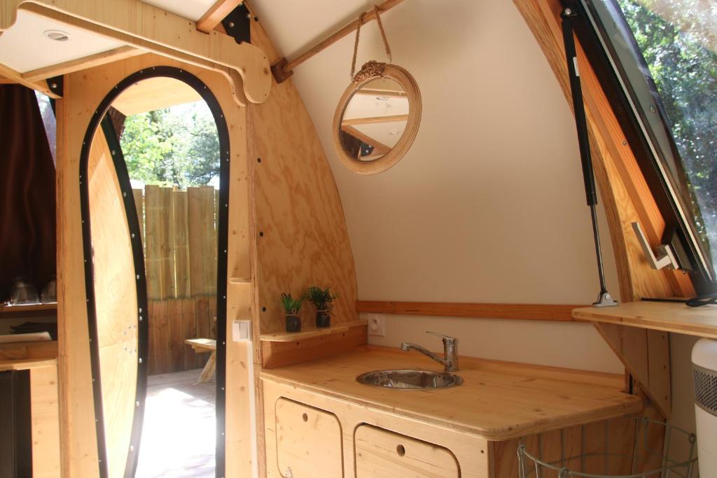 Koupelna v ubytování Lodging Le Lac