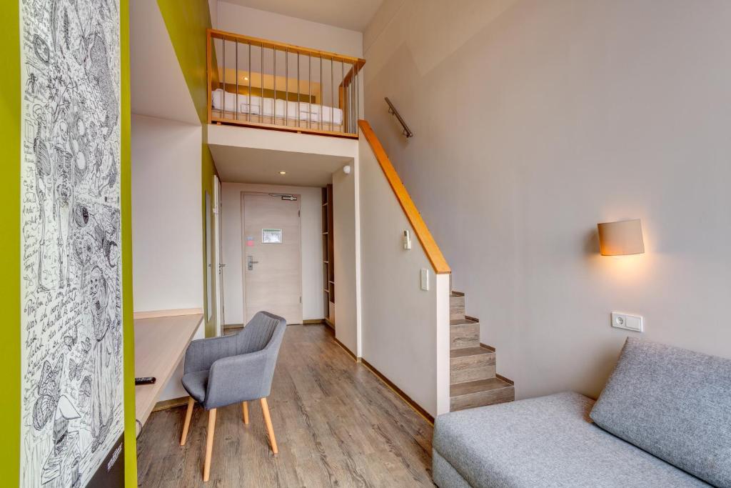 Posezení v ubytování MEININGER Hotel Berlin Mitte