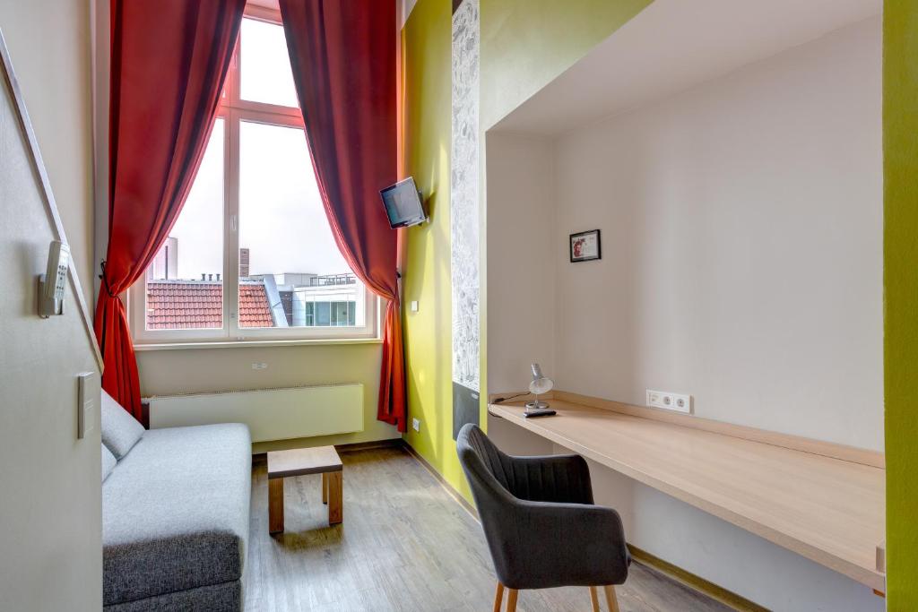Posezení v ubytování MEININGER Hotel Berlin Mitte