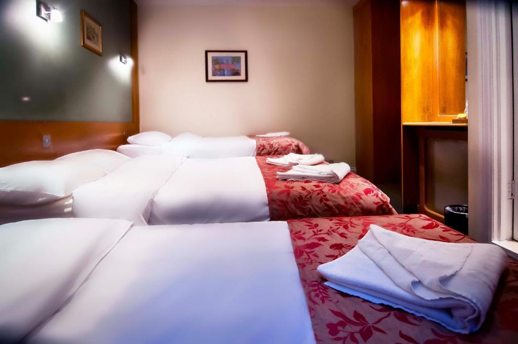 Westbury Hotel - Resim 6