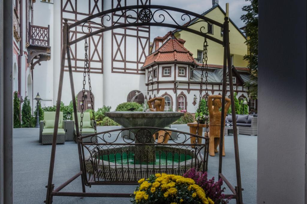 Zahrada ubytování Hotel Three Lilies inkl Aquaforum