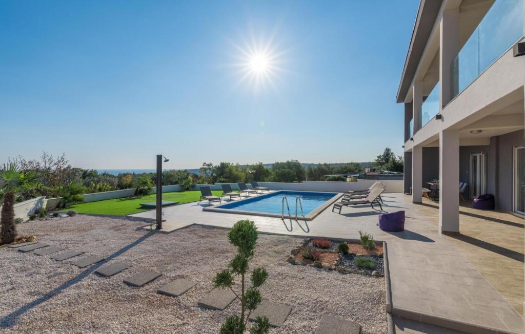 Bazén v ubytování Villa Wonderview nebo v jeho okolí