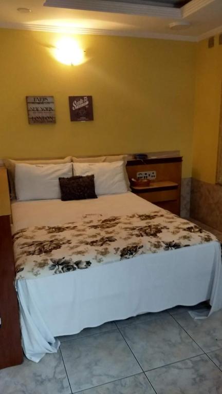  Hotel 21