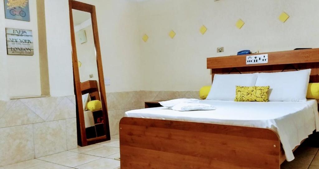  Hotel 21