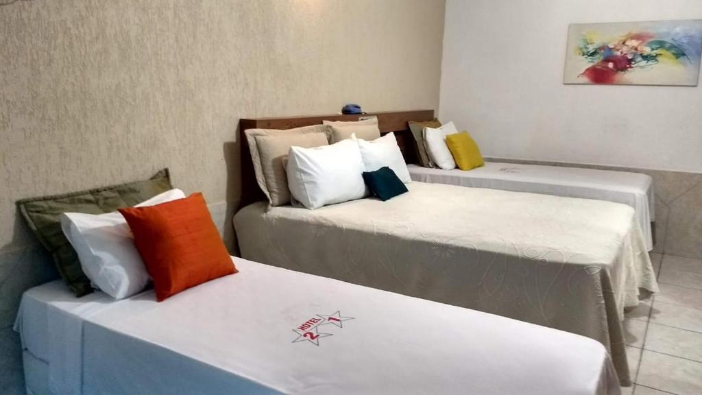  Hotel 21