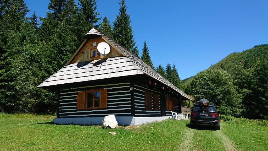 Príroda v okolí chaty v prírode