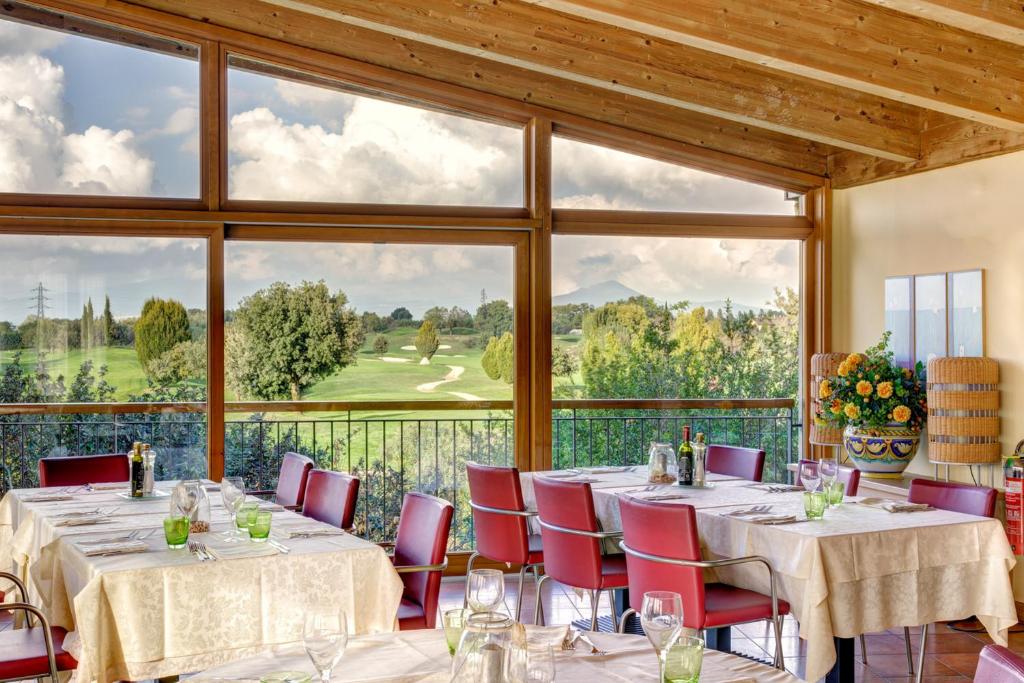 Restauracja lub miejsce do jedzenia w obiekcie Golf Residenza