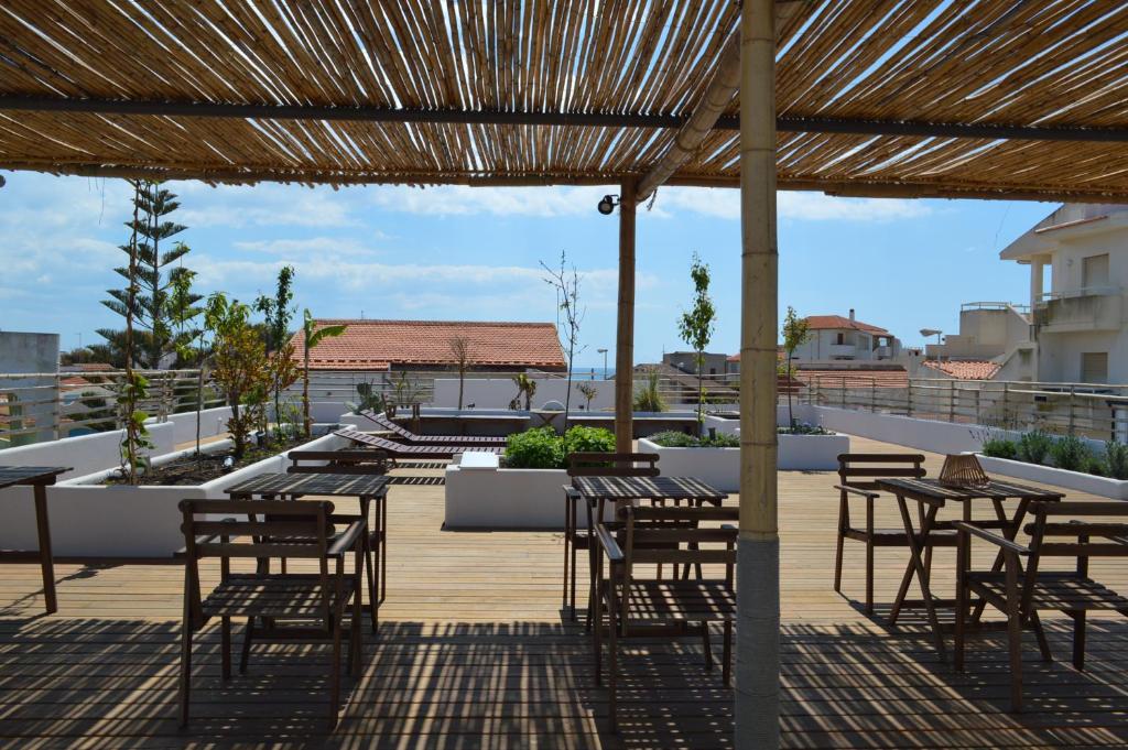 A balcony or terrace at Sempreverde Atelier B&B