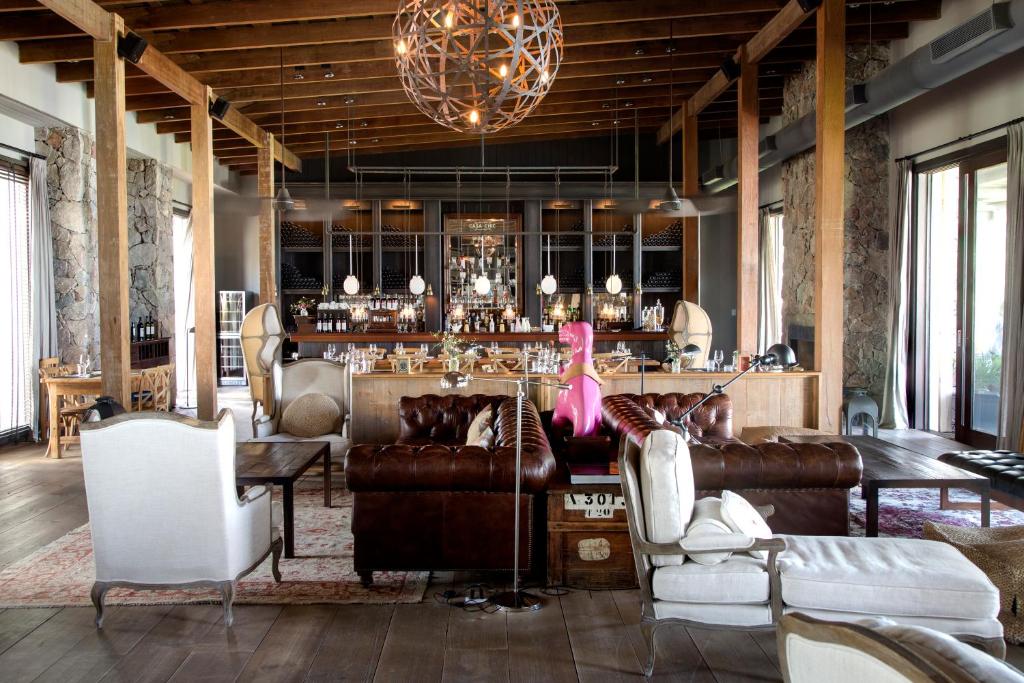 Casa-Chic Carmelo Hotel