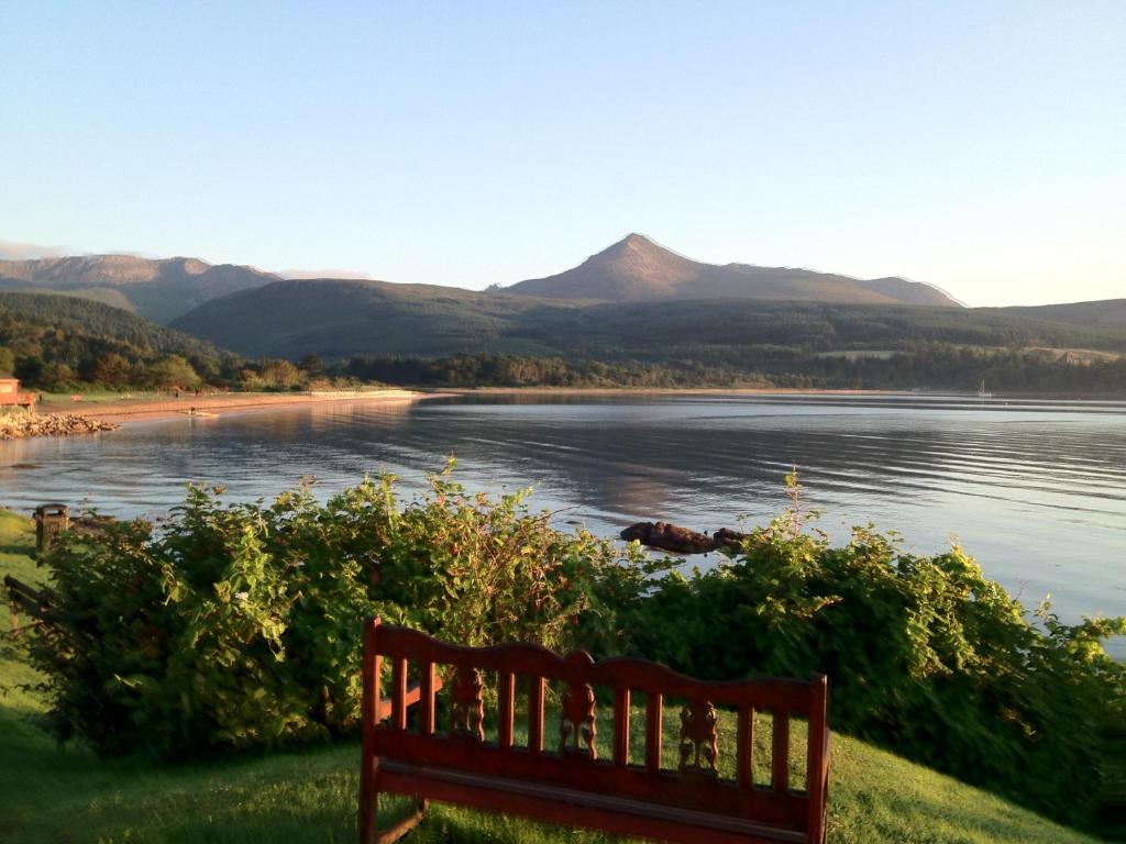Hunters Guest House in Brodick, North Ayrshire, Scotland