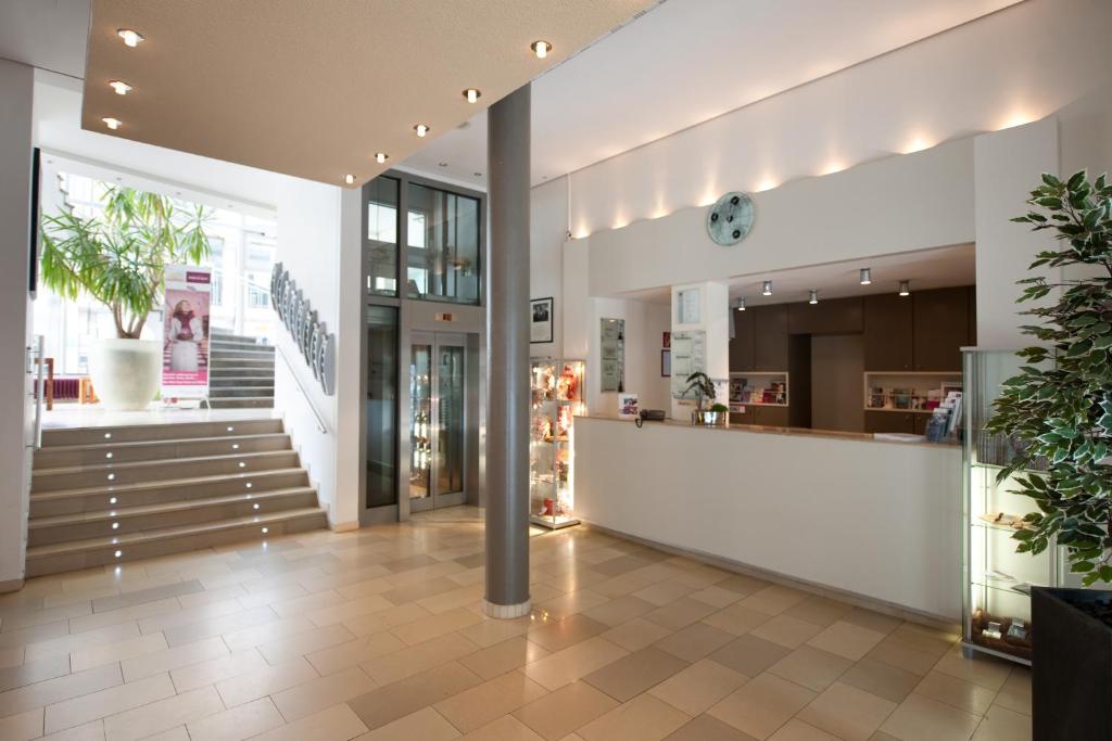 Vstupní hala nebo recepce v ubytování Mercure Hotel Aachen Am Dom