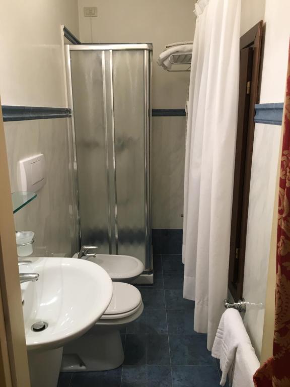 Koupelna v ubytování Hotel Al Vagon