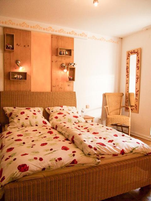 Postel nebo postele na pokoji v ubytování Hotel Feldmaus