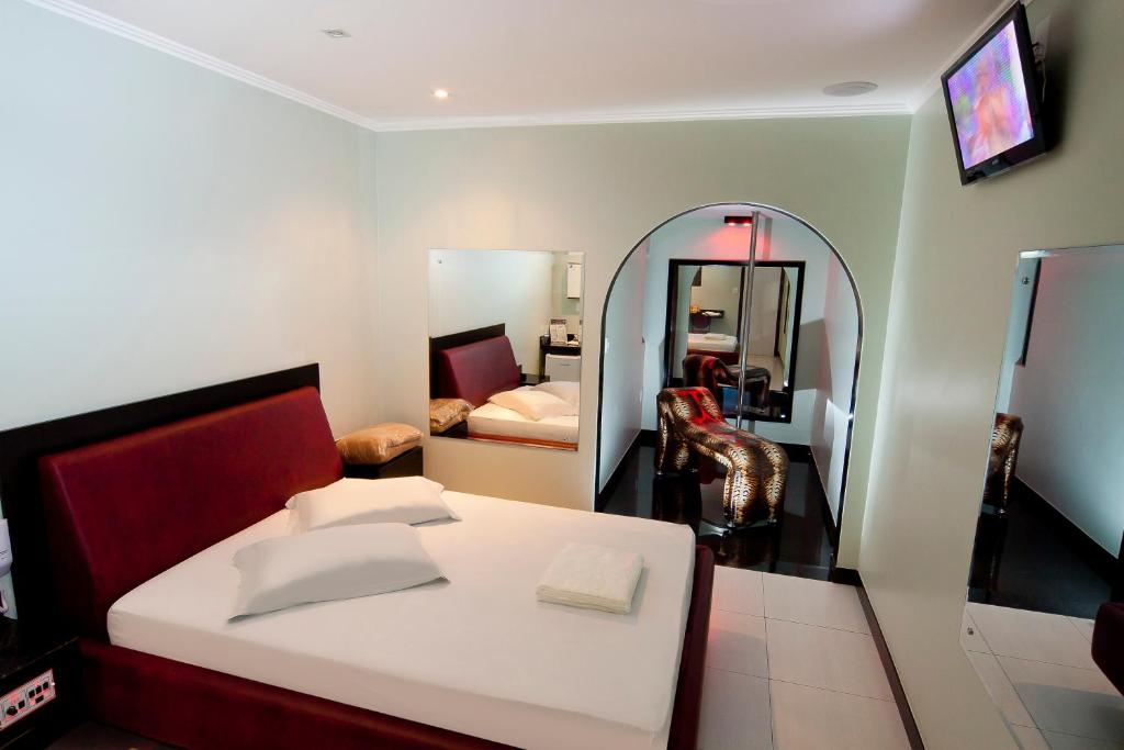  MOTEL 3 PEIXINHOS (Adults Only)