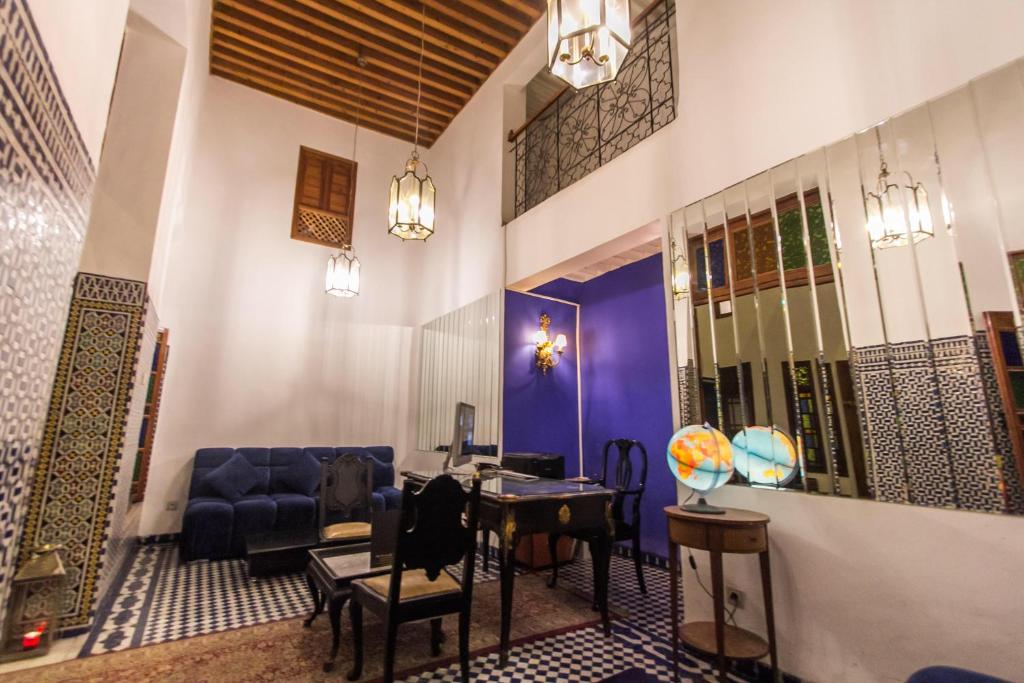 Posezení v ubytování Riad 53 Fes - Luxury Oasis
