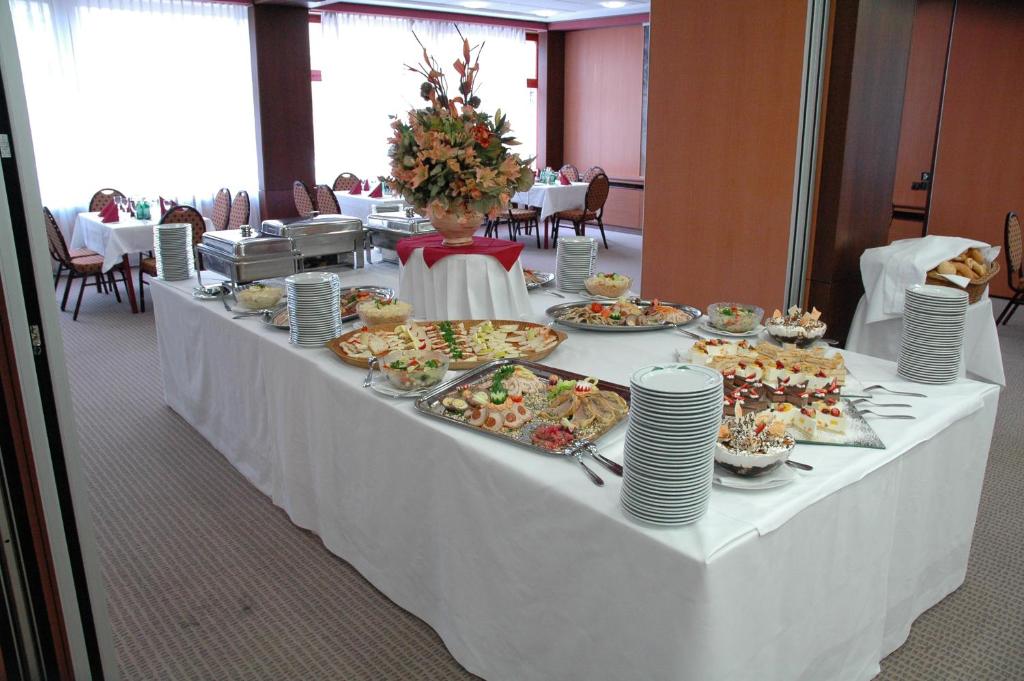 Benczur Hotel - Resim 41