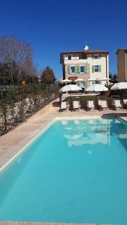 The swimming pool at or close to GARDAWORLD