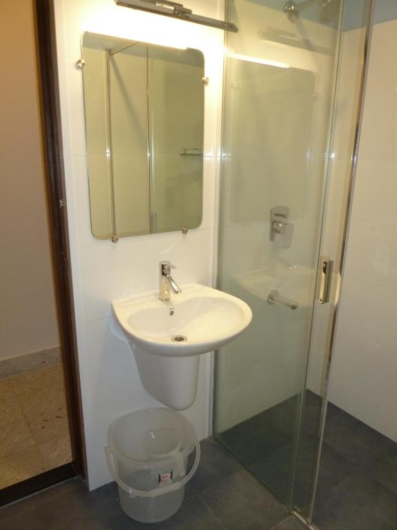 Koupelna v ubytování Sreeparthi Hotel